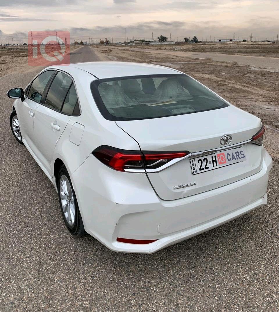 تۆیۆتا کۆرۆلا